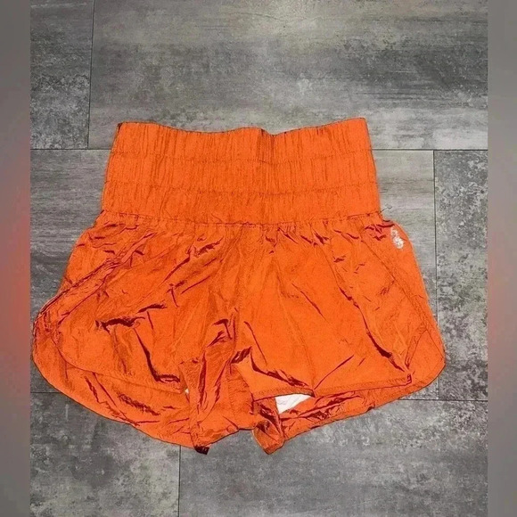 NEW Free People Movement The Way Home High-rise Smocked Waistband Size S - Picture 2 of 9